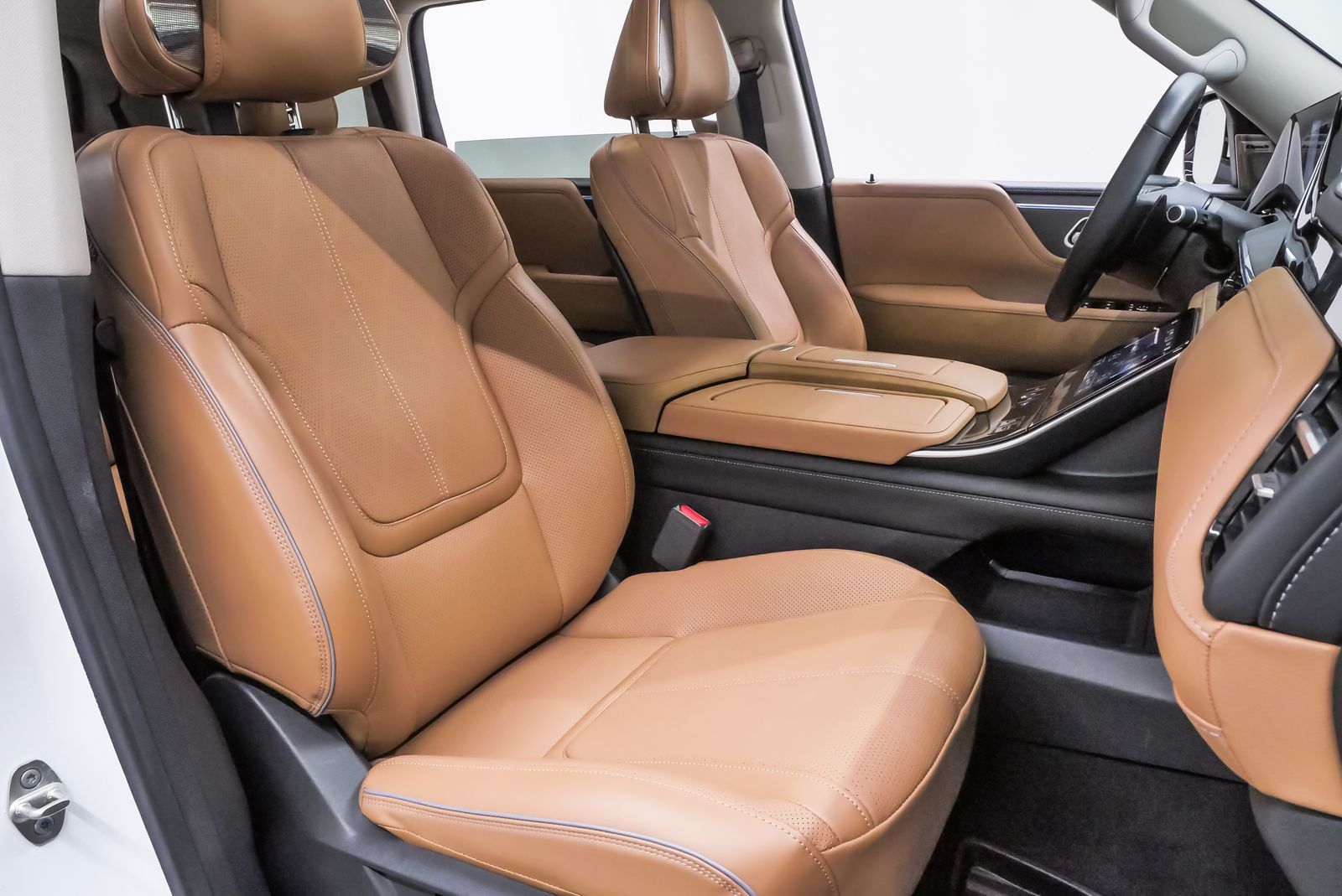 2025 INFINITI QX80 SENSORY White at River Oaks CDJR