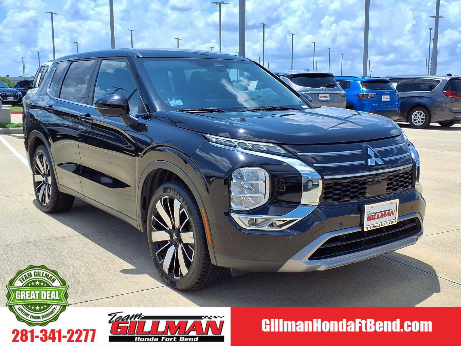 Labrador Black Pearl 2025 Mitsubishi Outlander SUV / Crossover Front-Wheel Drive Continuously Variable Transmission