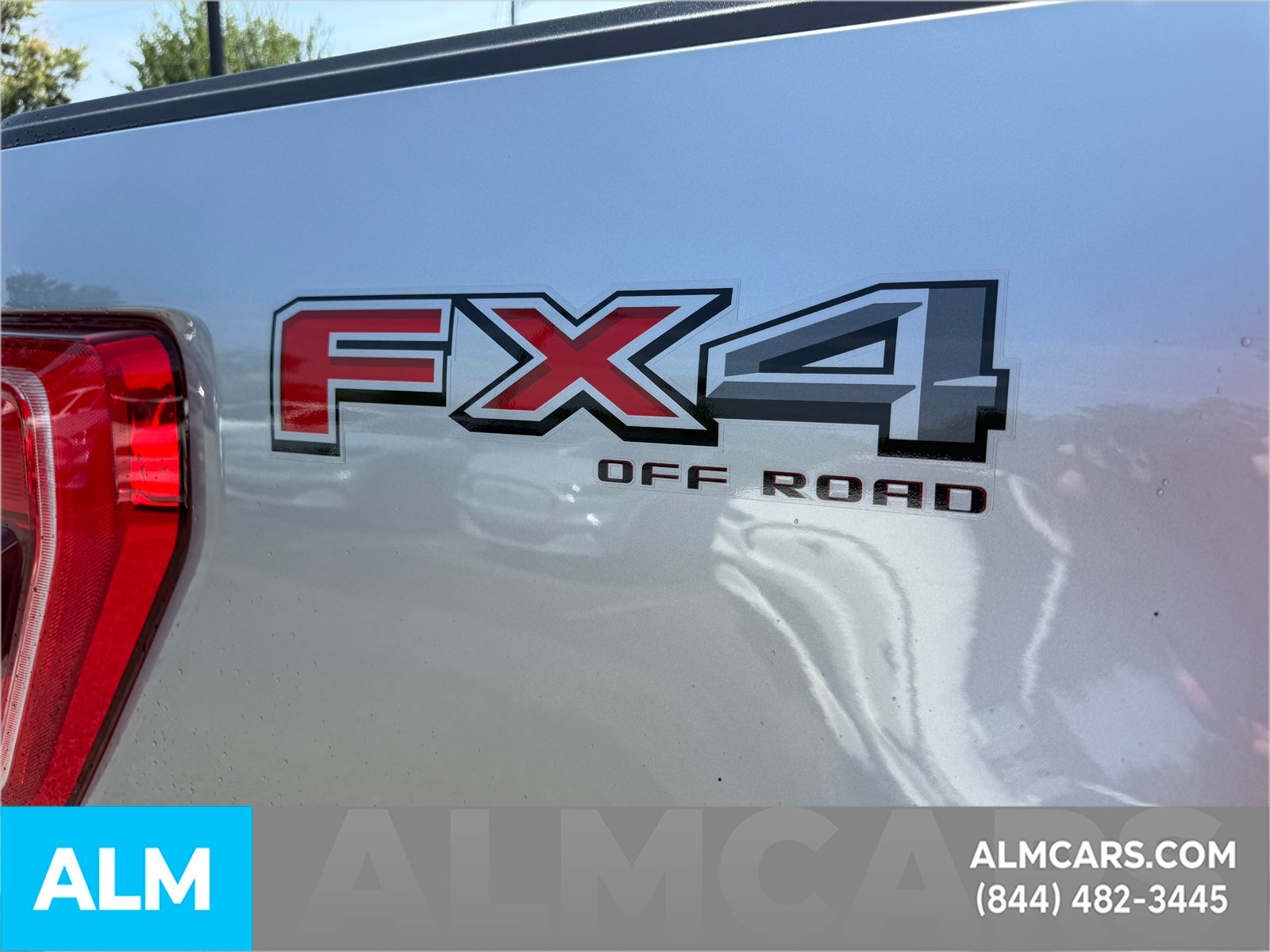 Used 2023 Iconic Silver Metallic Ford XLT image 8