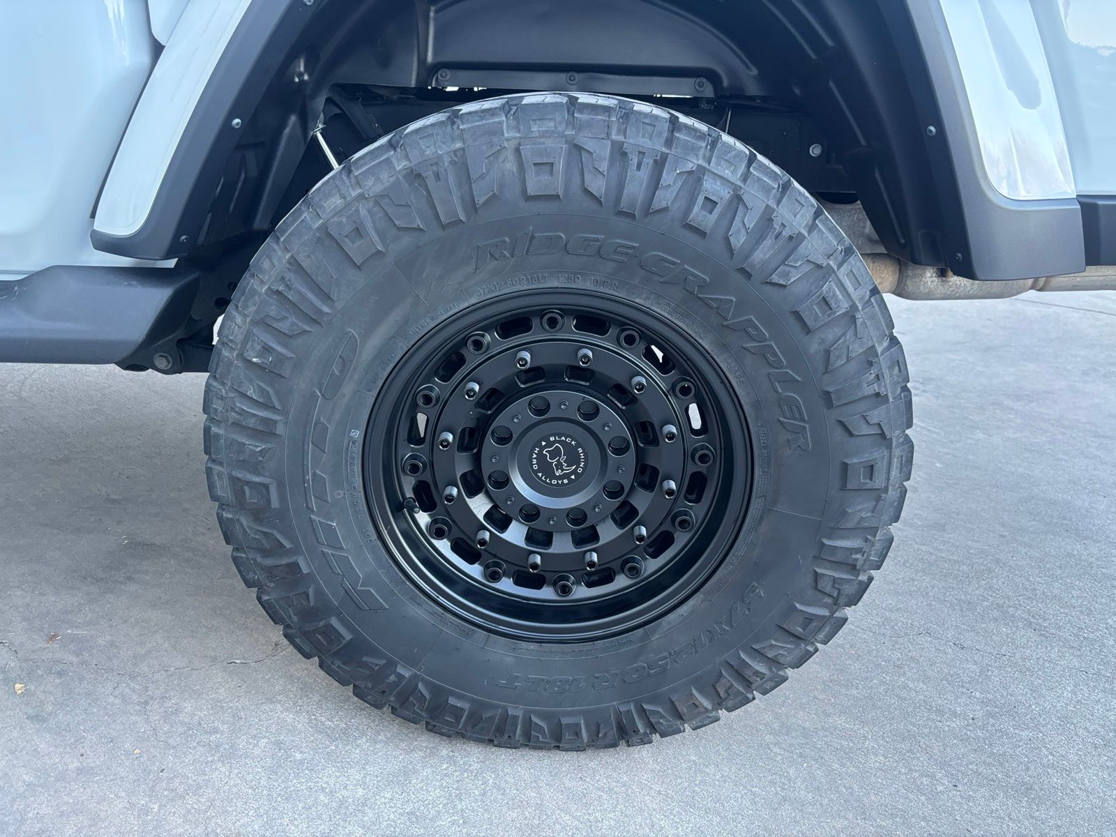 Used Car 2022 Jeep Gladiator  Overland For Sale Under $35,000 In Austin, Texas