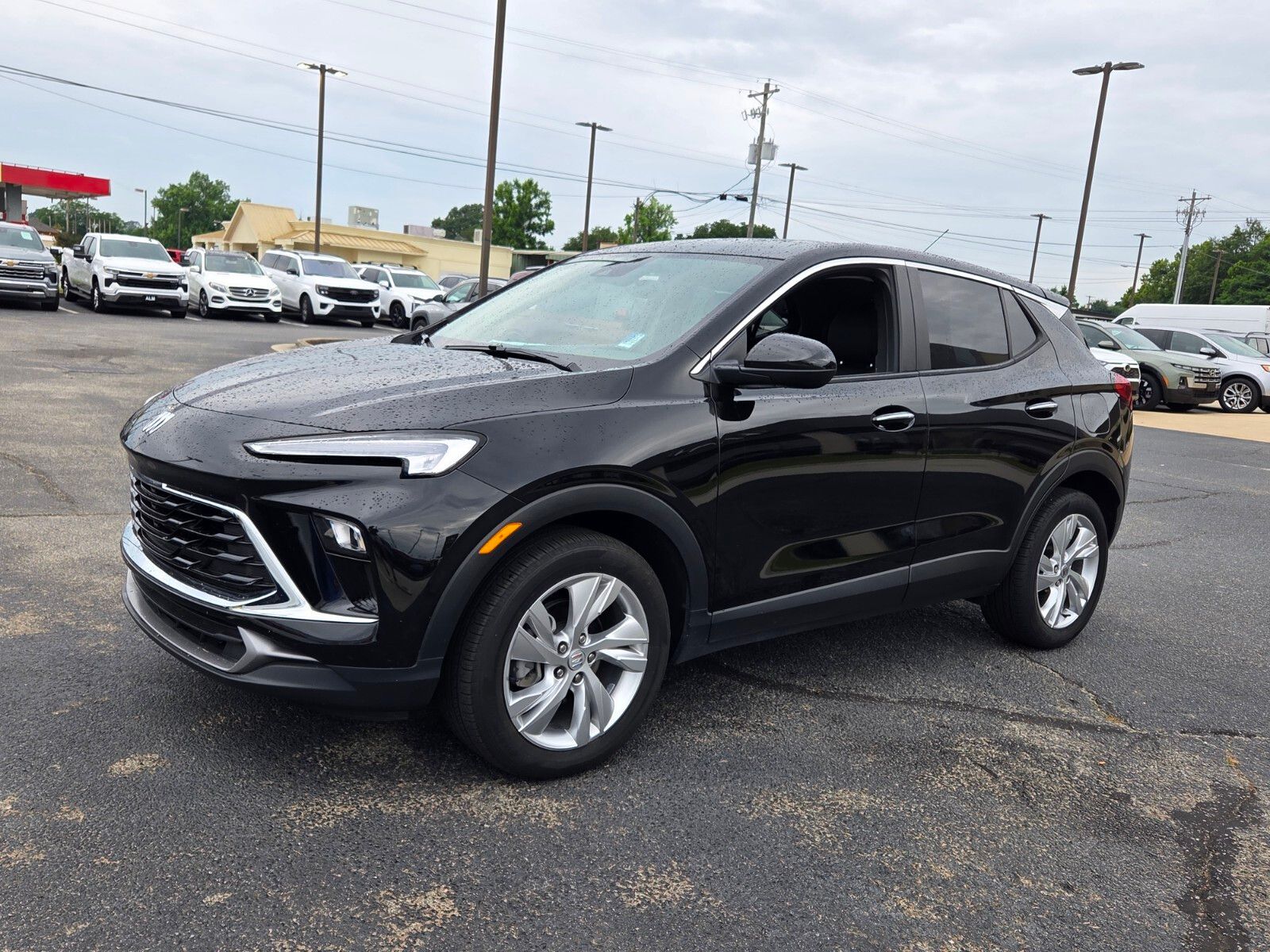 Used 2025 Black Buick Preferred image 3