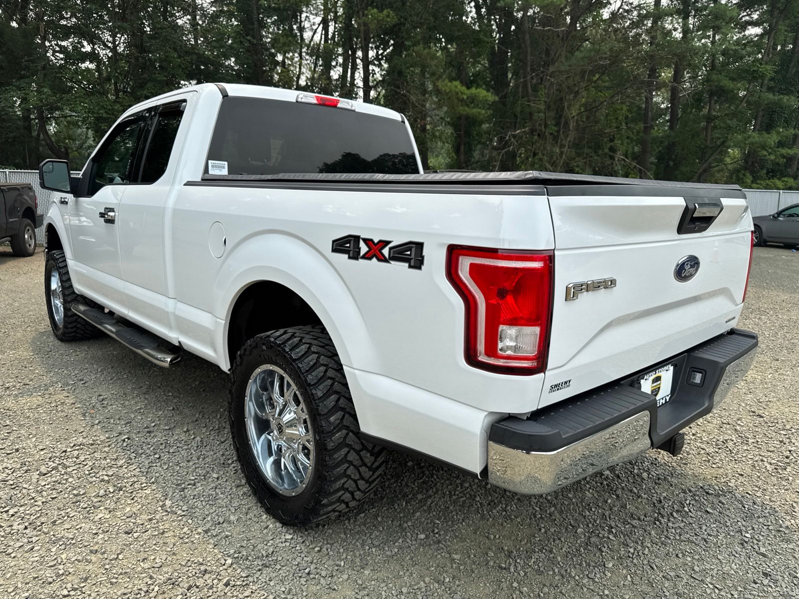 Used 2015 Oxford White Ford XLT image 29