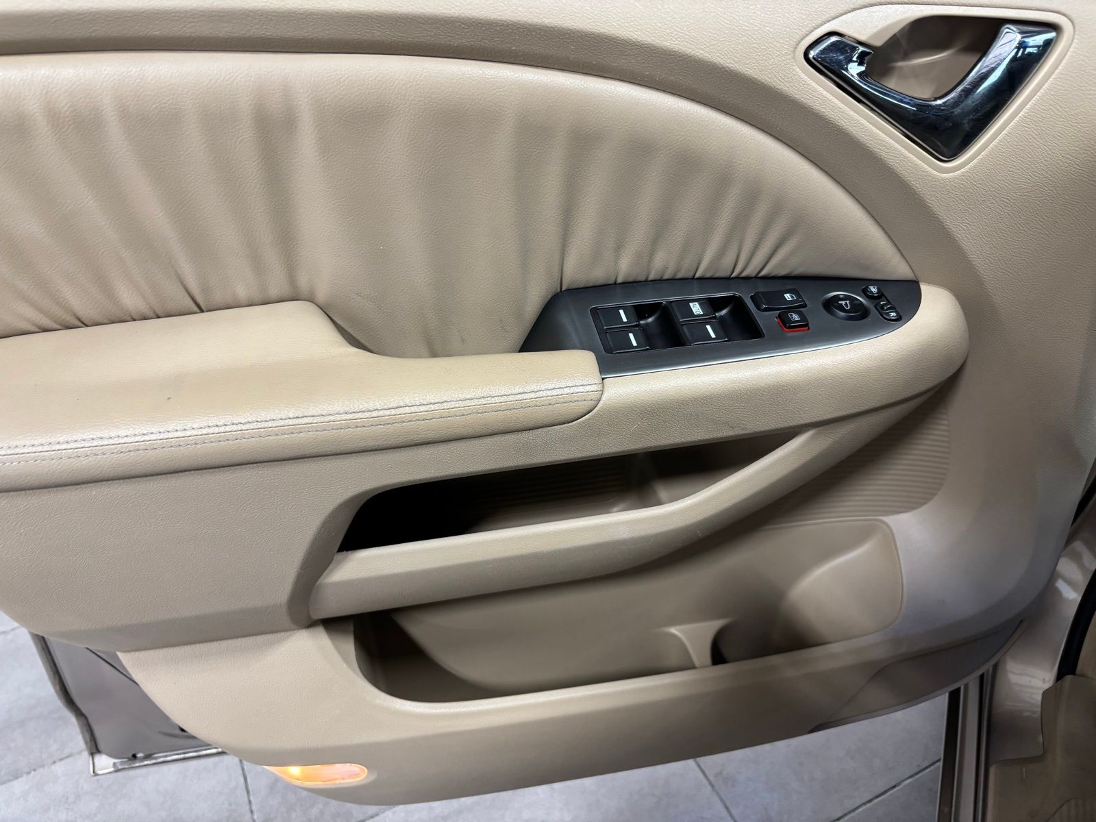 Used Car 2005 Honda Odyssey  Ex-l For Sale Under $10,000 In Austin, Texas