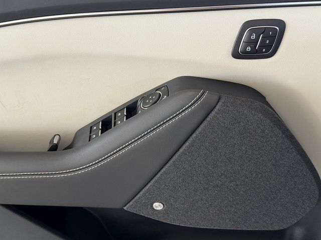 New 2026 Star White Metallic Tri-coat Ford Premium image 35