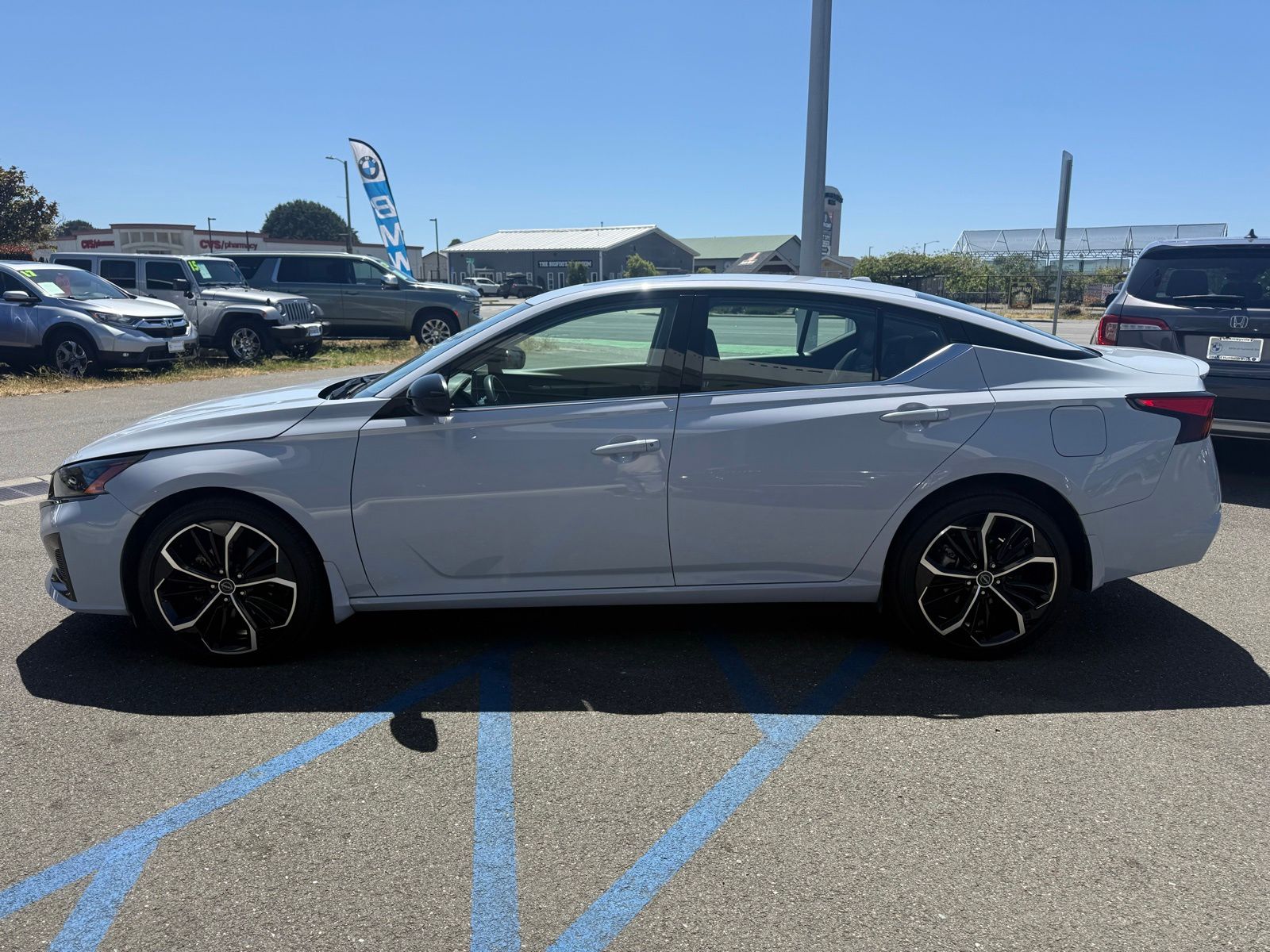 Used 2023 Gray Nissan 2.5 SR image 5
