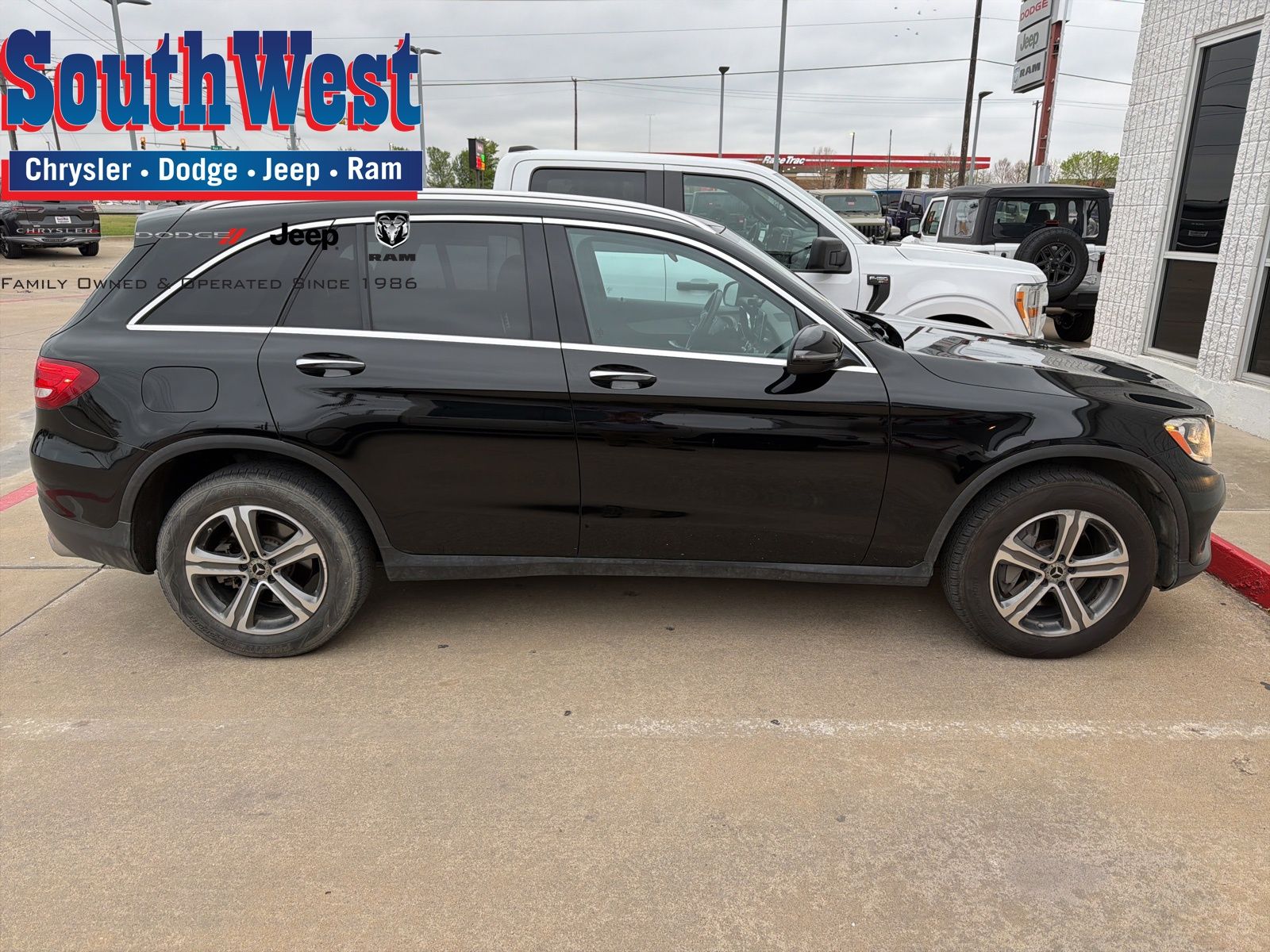 Black 2019 Mercedes-Benz GLC 300 4MATIC SUV / Crossover All-Wheel Drive 9-Speed Automatic