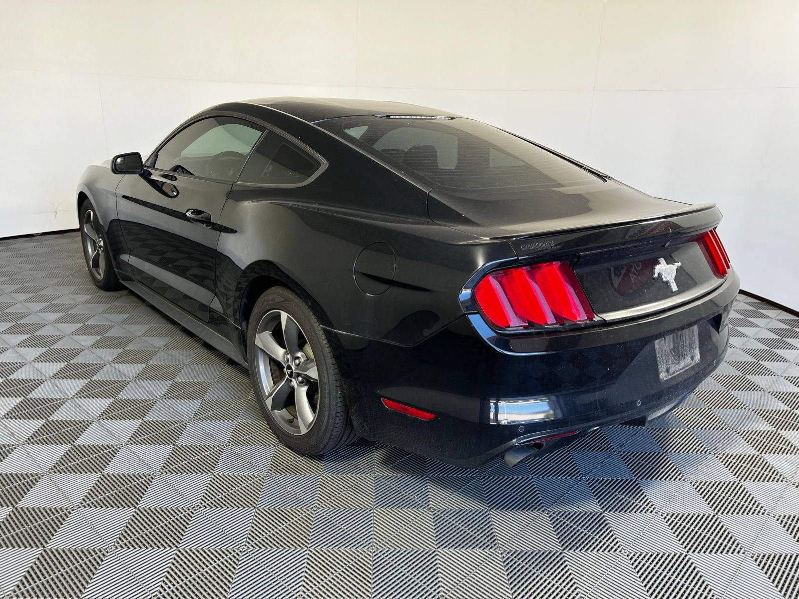 Thumbnail: 2016 Ford Mustang - 7