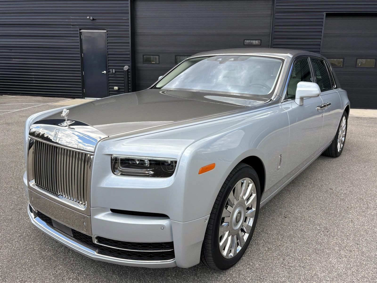 Titanium 2023 Rolls-Royce Phantom RWD Sedan Rear-Wheel Drive 8-Speed Automatic