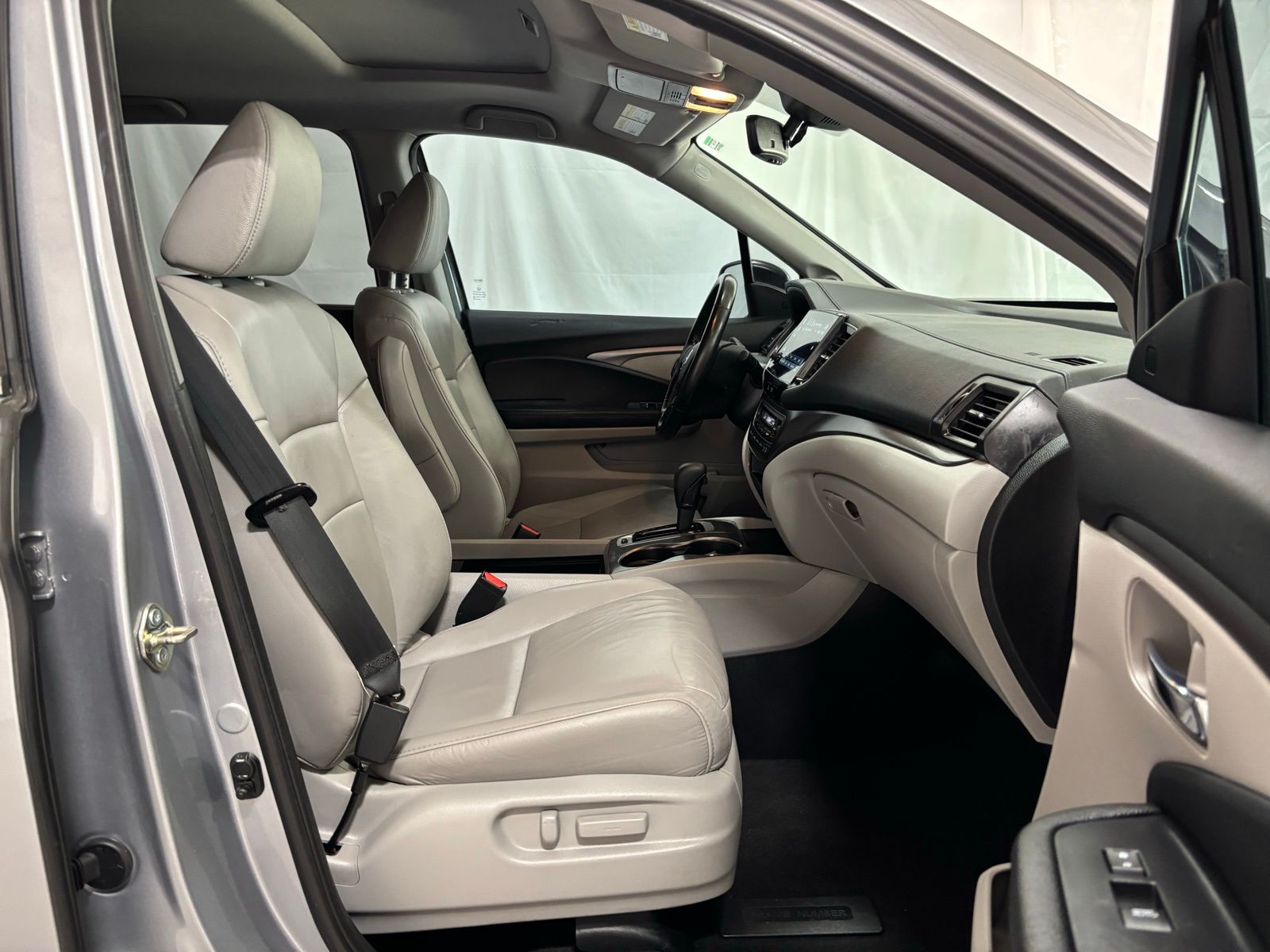 Used Car 2020 Honda Pilot  Ex-l For Sale Under $25,000 In Austin, Texas