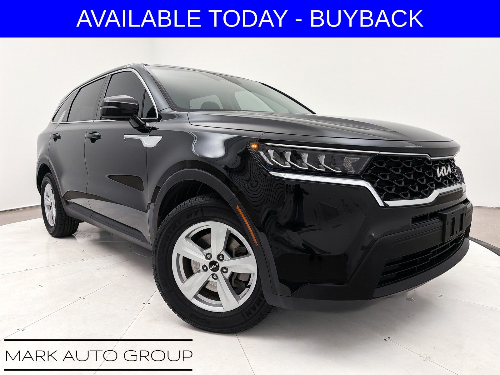 2022 Kia Sorento LX