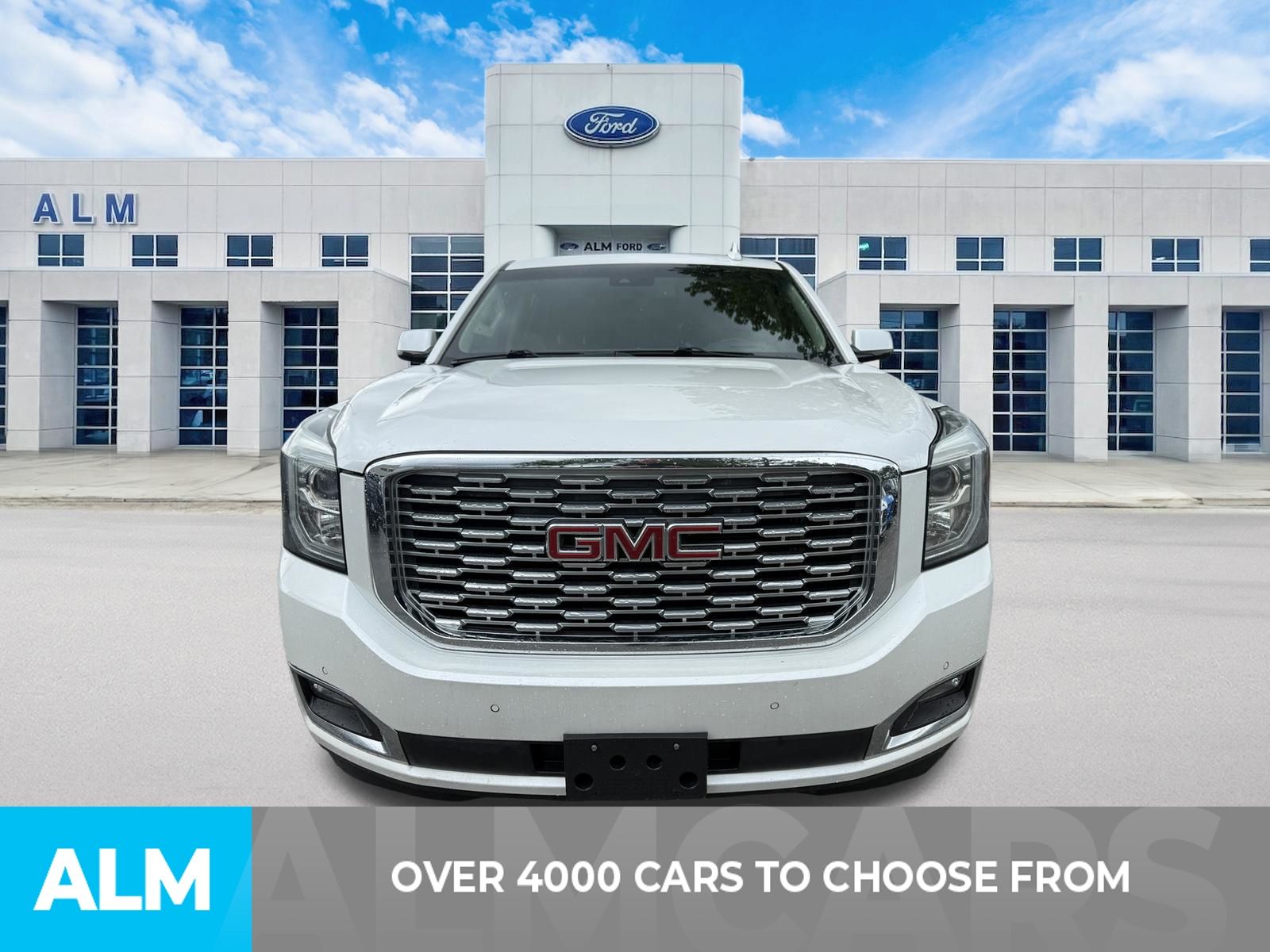 Used 2018 White GMC Denali image 2