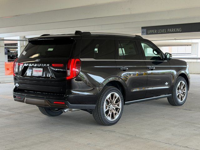 New 2027 Agate Black Metallic Ford King Ranch image 6