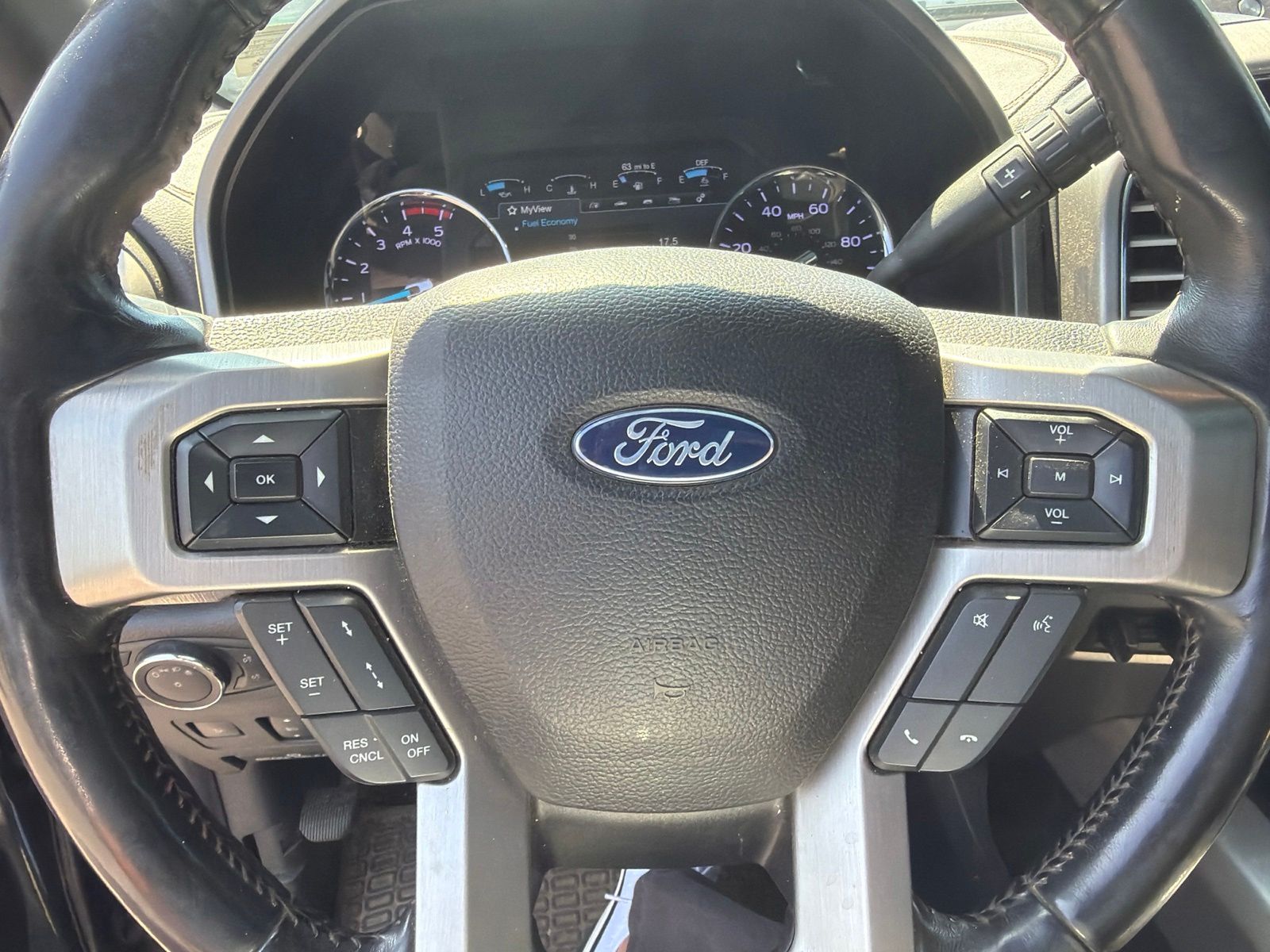 Used 2019 Black Ford Platinum image 17