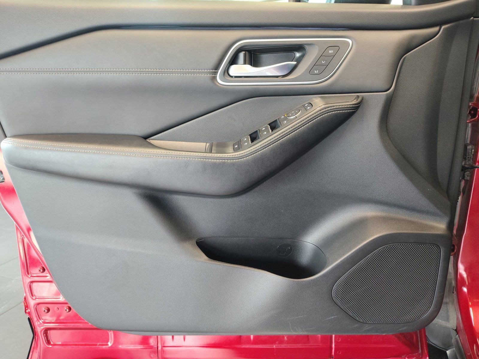 Used Car 2024 Nissan Rogue  Platinum For Sale Under $35,000 In San Antonio, Texas