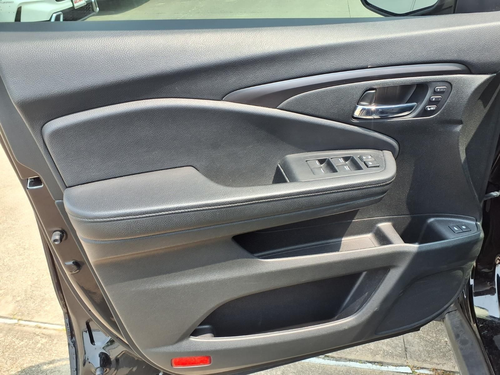 car-gallery-16