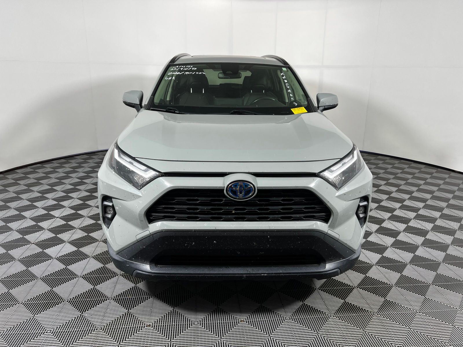 Thumbnail: 2022 Toyota RAV4 - 2