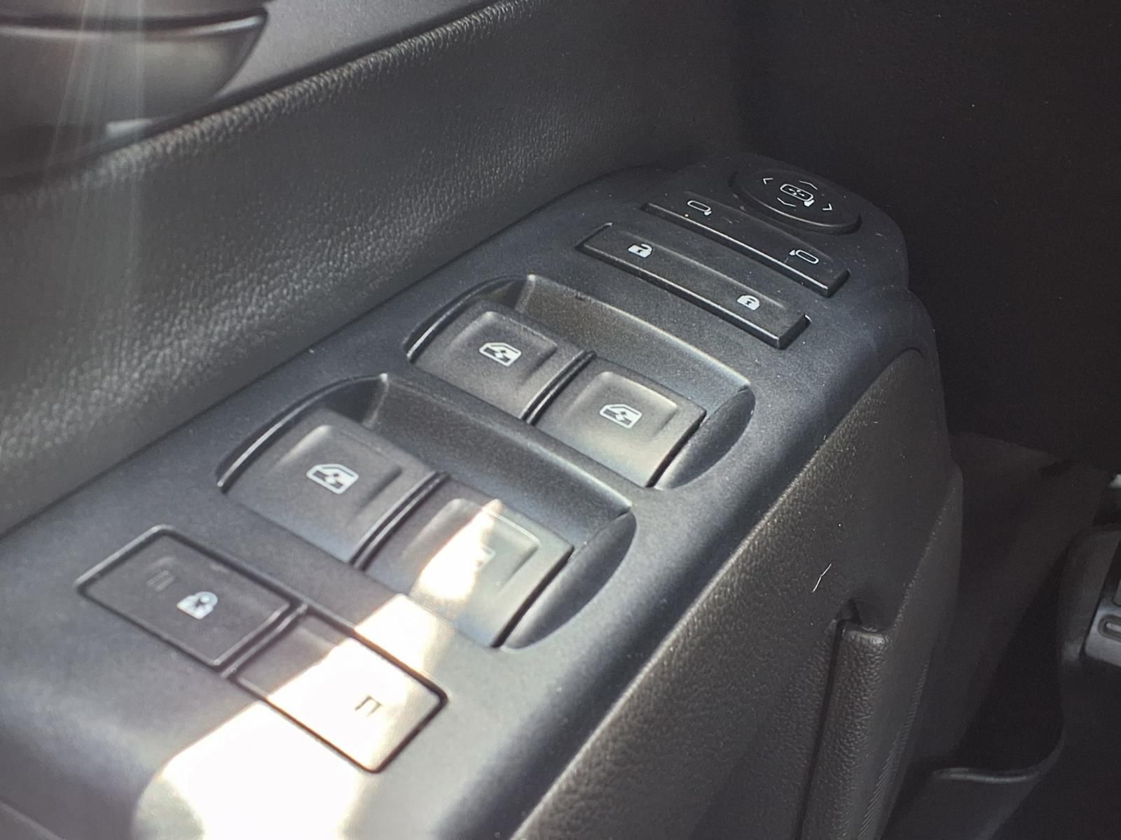 2018 GMC Sierra 1500 Base White at North Houston Mitsubishi