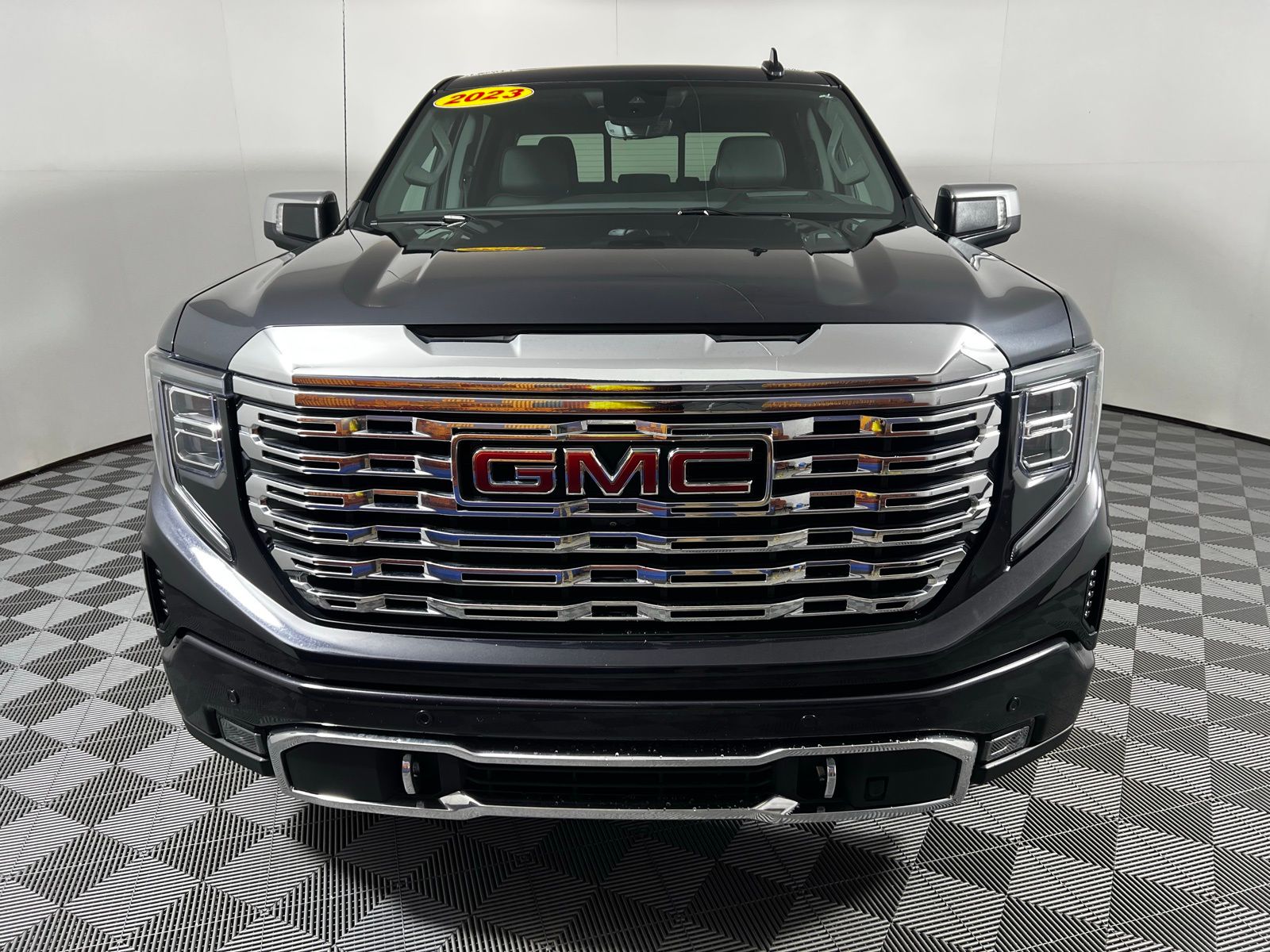 Thumbnail: 2023 GMC Sierra 1500 - 2