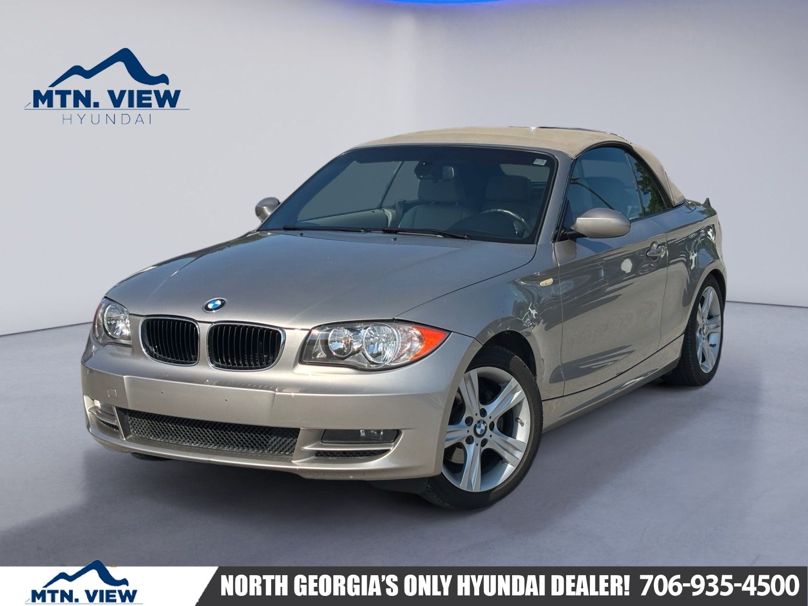 Silver Metallic 2008 BMW 1 Series Convertible Rear-Wheel Drive 6-Speed Automatic