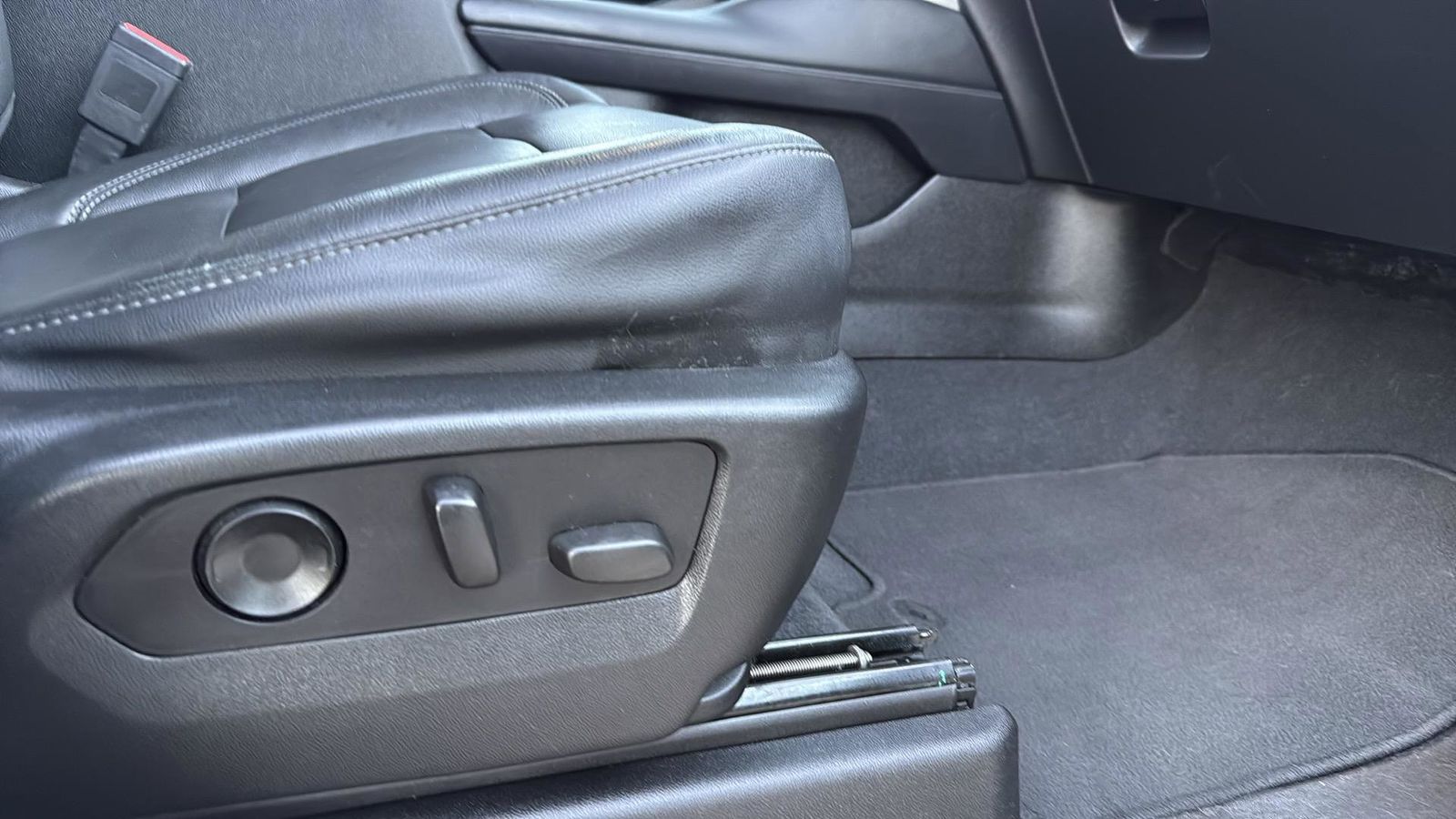 Used Car 2021 Chevrolet Tahoe  Lt For Sale Under $35,000 In Austin, Texas