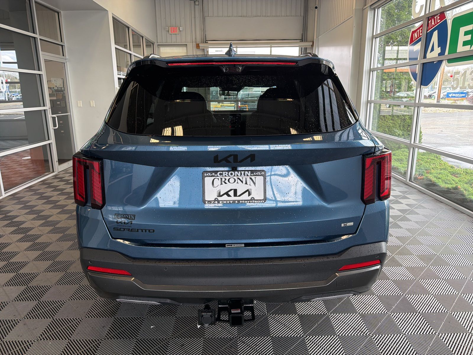 View vehicle photo 5