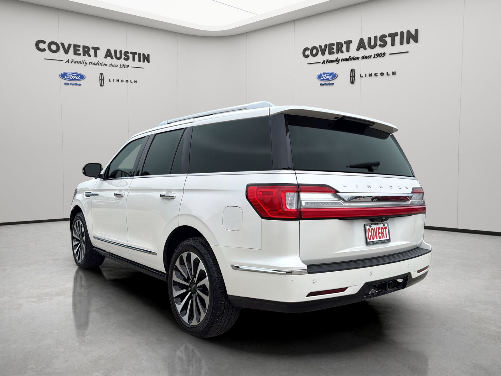 Used Car 2018 Lincoln Navigator  Select For Sale Under $25,000 In Austin, Texas