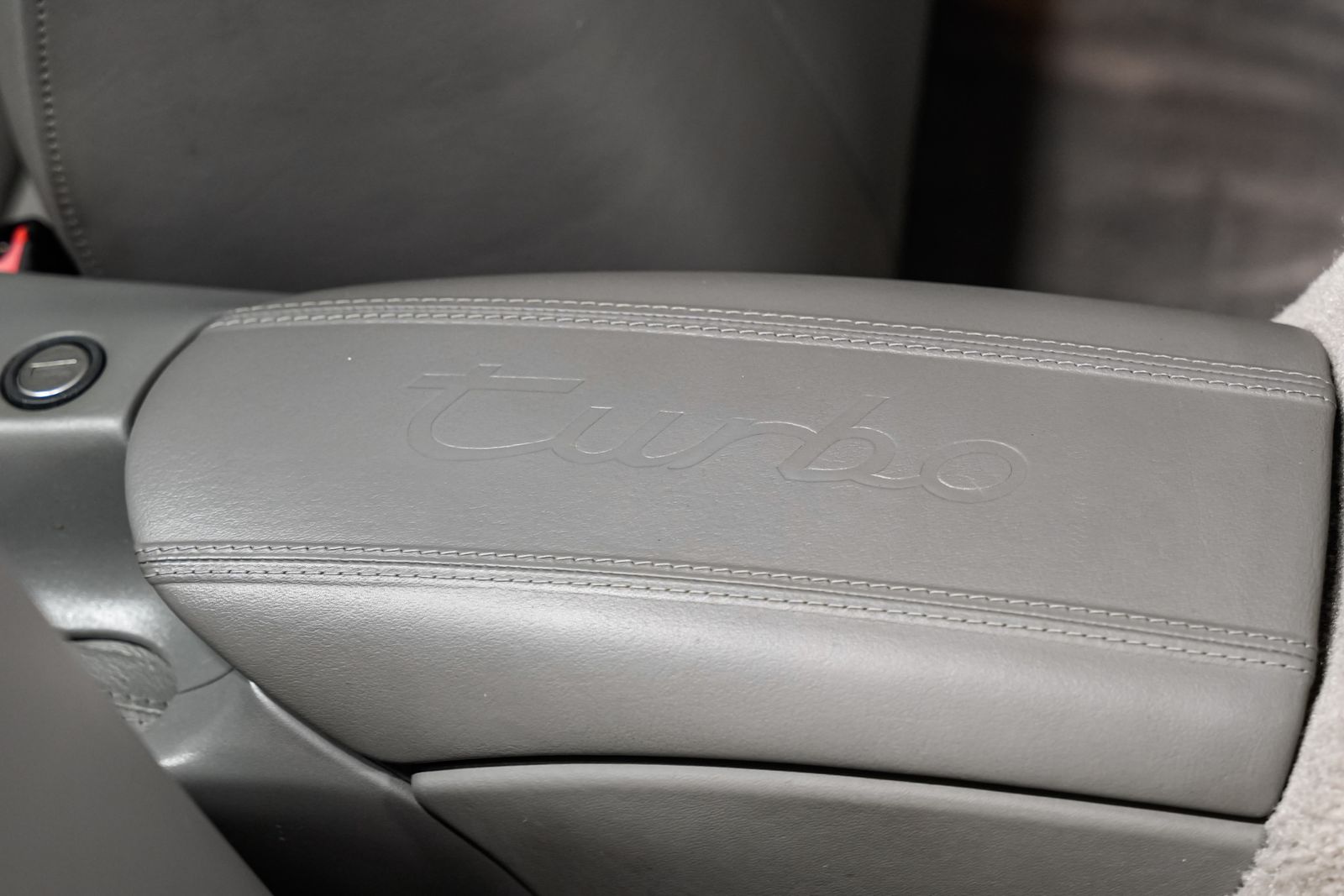 2004 Porsche 911 Turbo — photo 17