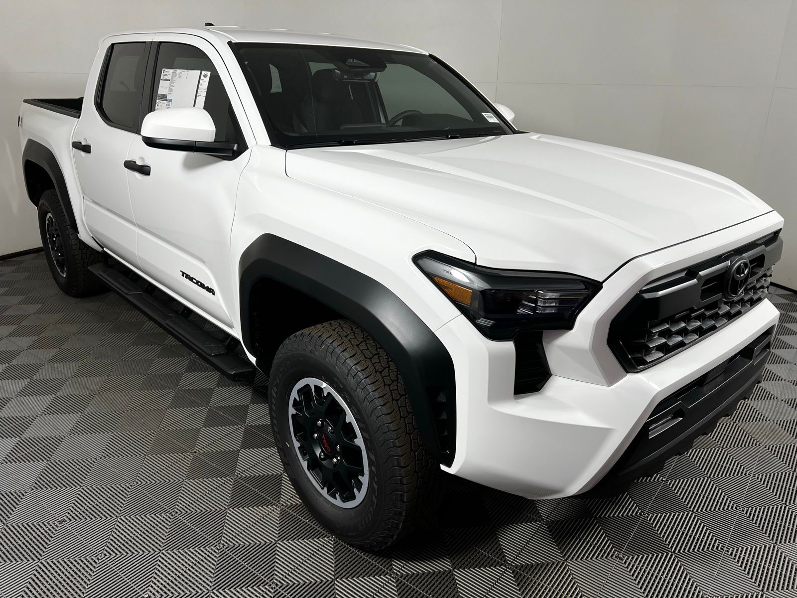 2025 Toyota Tacoma TRD Off-Road 3