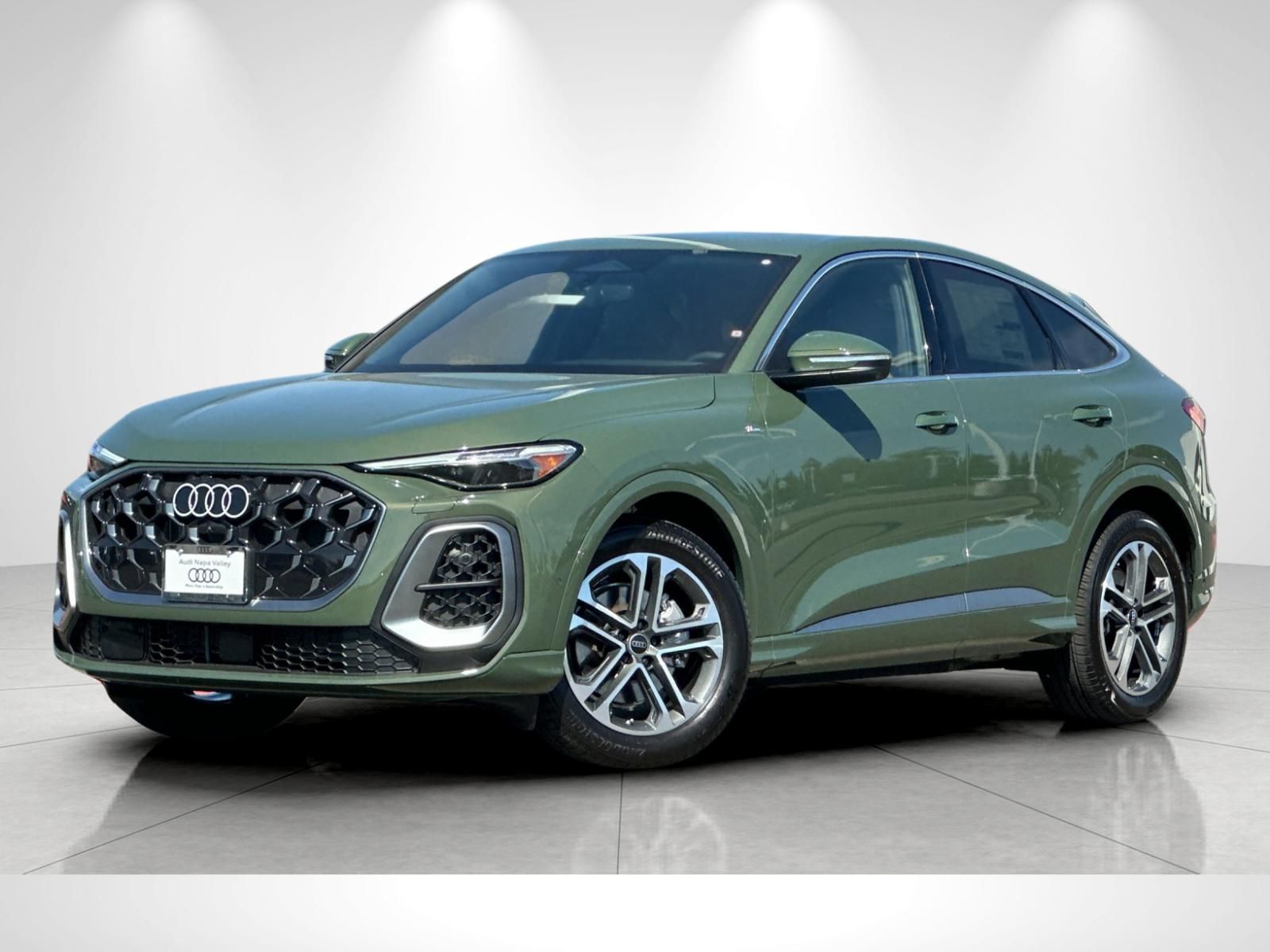 District Green Metallic 2026 Audi Q5 Sportback Sedan All-Wheel Drive 7-Speed Automatic