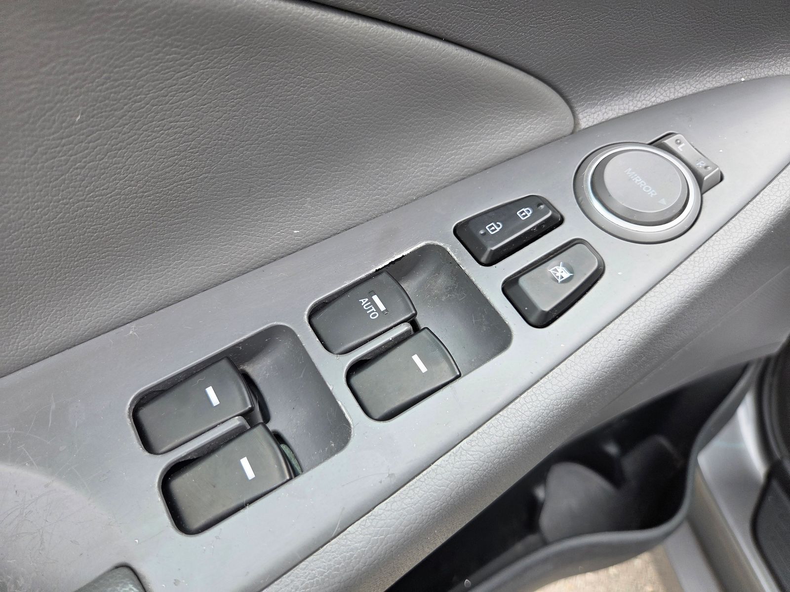 used 2013 Hyundai Sonata car, priced at $6,750