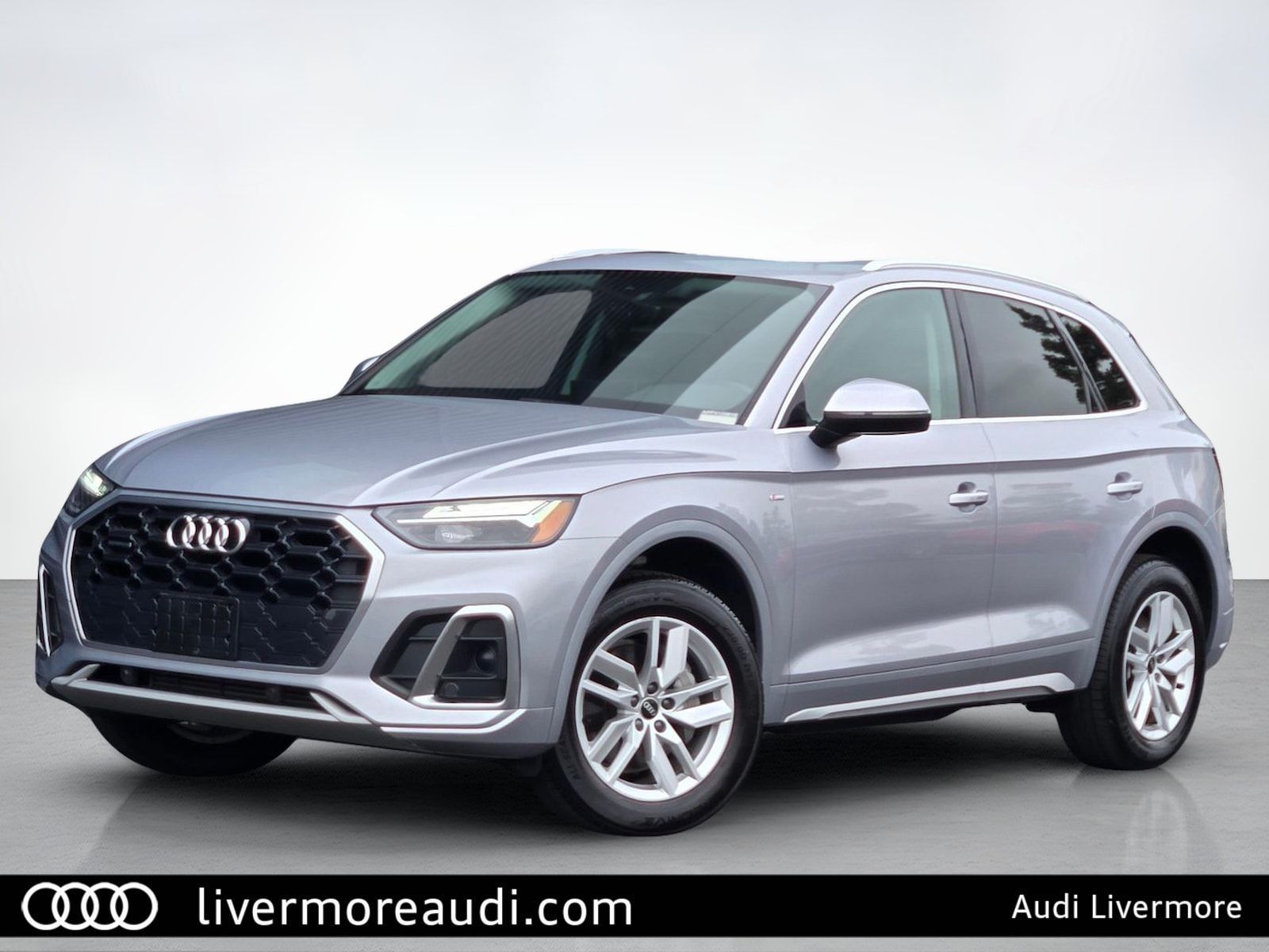 Florett Silver Metallic 2023 Audi Q5 SUV / Crossover All-Wheel Drive 7-Speed Automatic