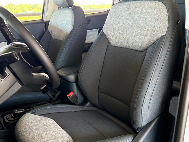 New 2026 Space White Metallic Ford XLT image 21