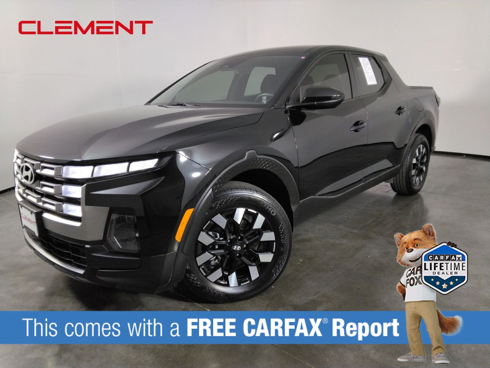 Phantom Black 2025 Hyundai Santa Cruz Pickup Truck Front-Wheel Drive 8-Speed Automatic