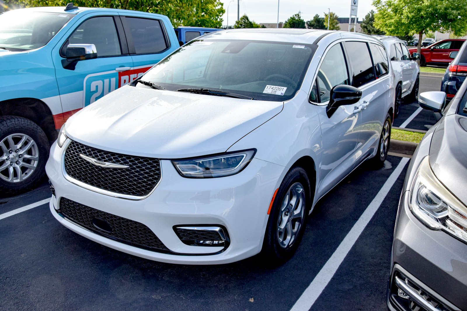 2024 Chrysler Pacifica Limited