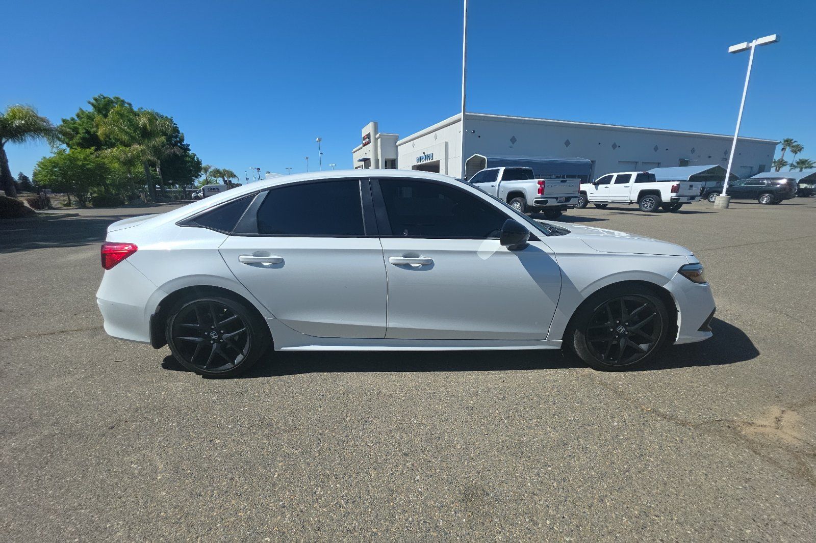 View vehicle photo 2