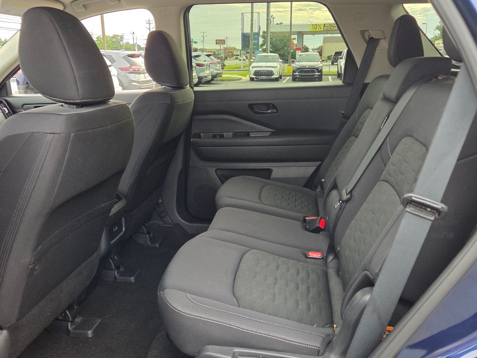 Used 2025 Blue Nissan SV image 6