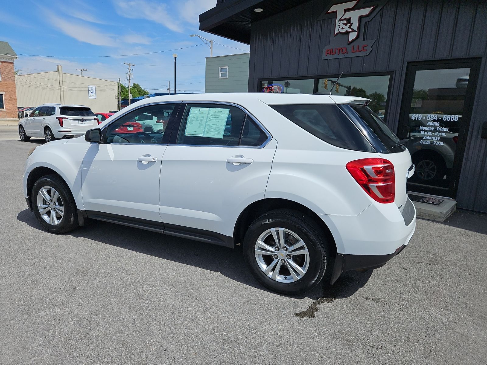 2017 Chevrolet Equinox LS - Photo 4