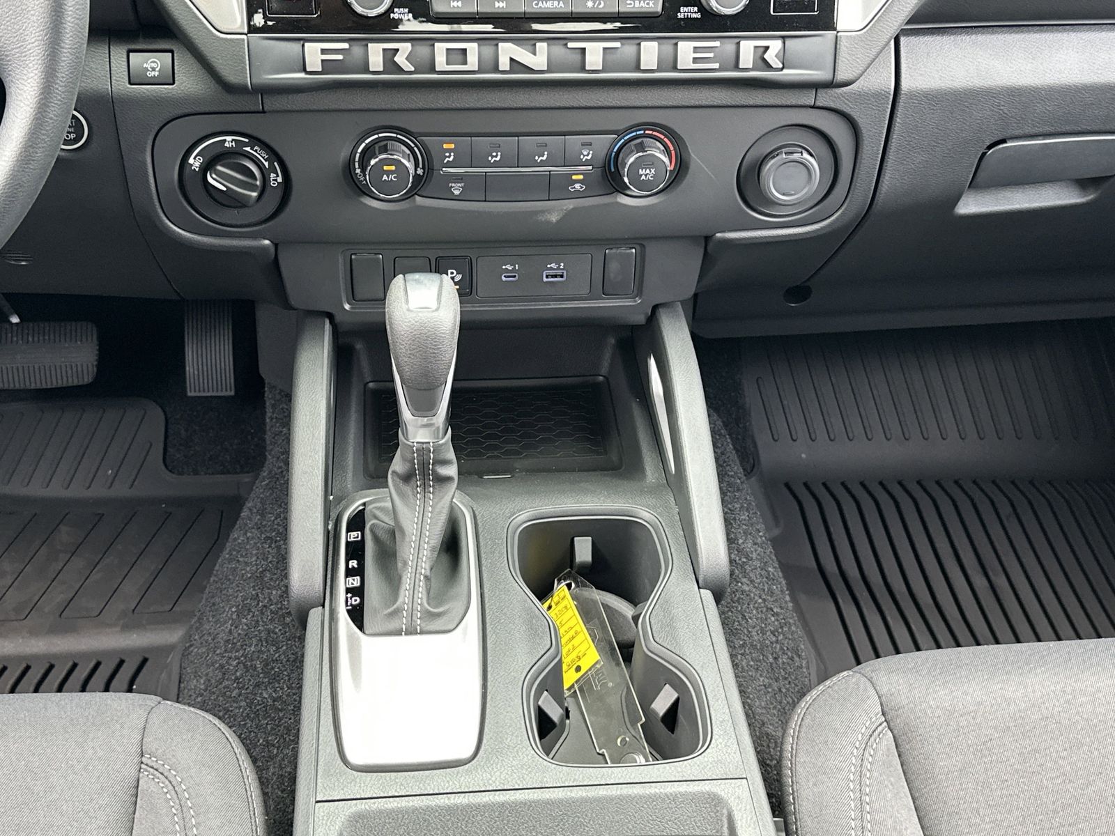 2025 Nissan Frontier SV photo 4