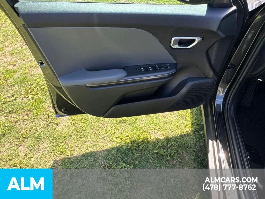 Used 2025 Gray Kia LXS image 12