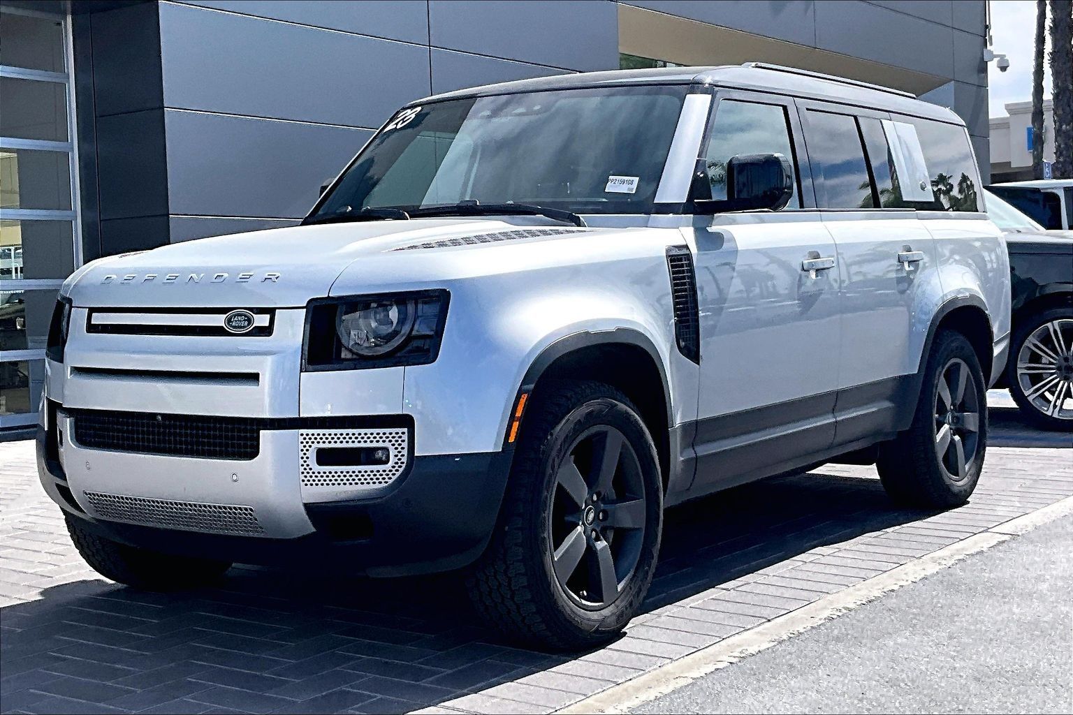 2023 Land Rover Defender 130 SE AWD