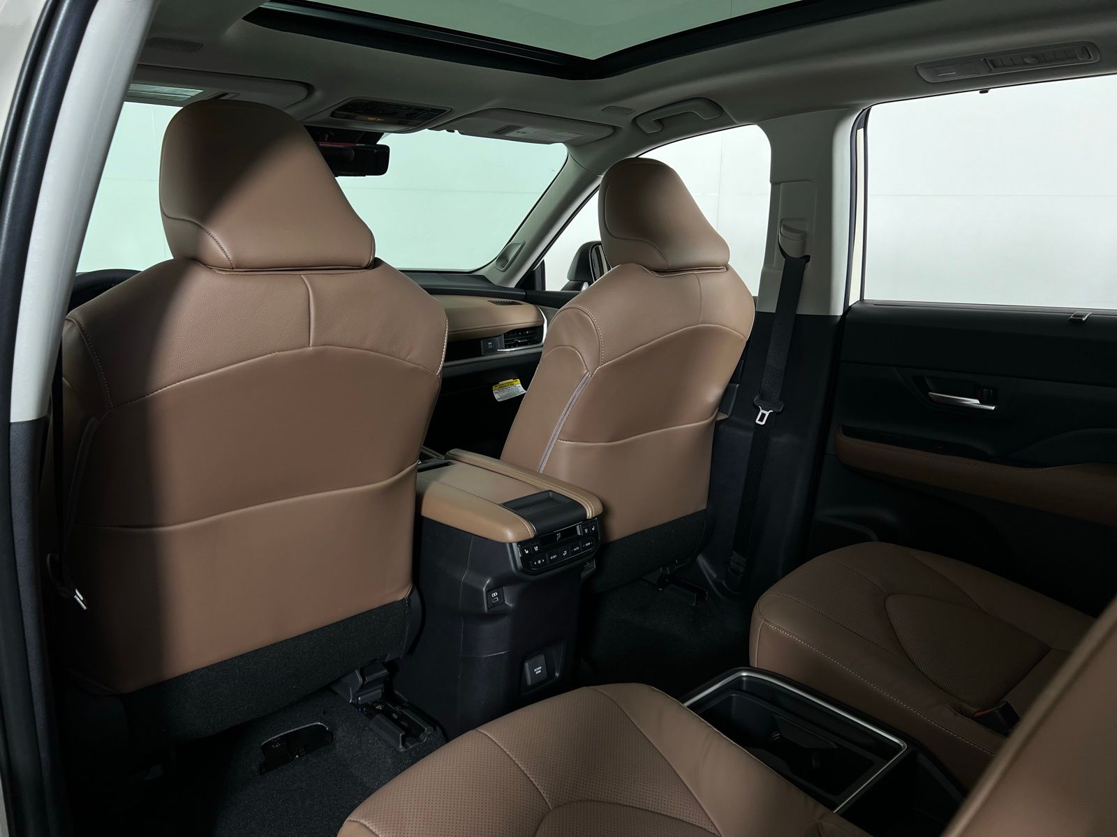 Thumbnail: 2026 Toyota Grand Highlander - 20