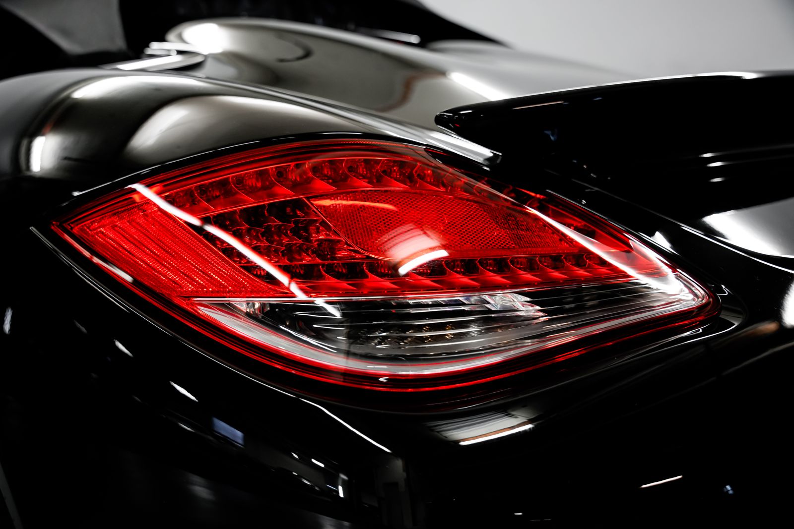 2011 Porsche Boxster Spyder — photo 29