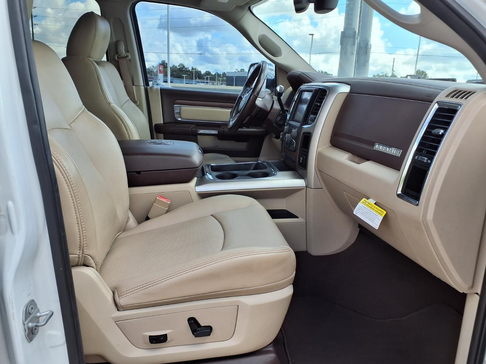 2017 Ram 2500 Laramie White at Bravo Nissan