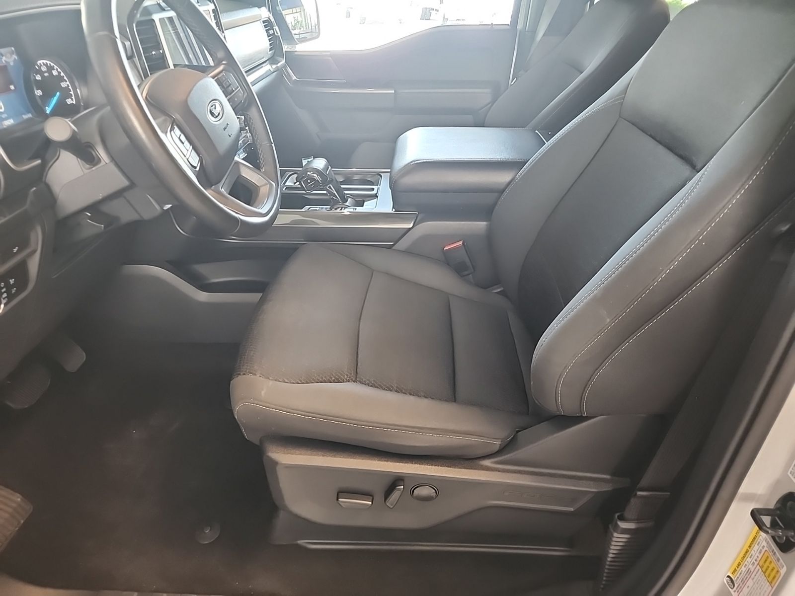 Certified Used 2023 Avalanche Ford XLT image 9