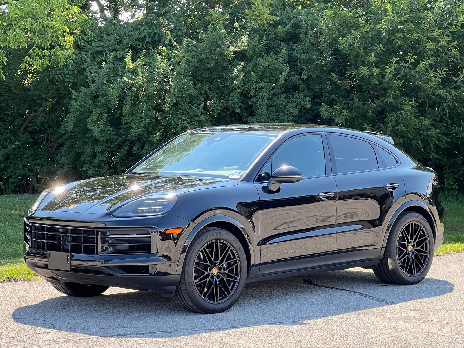  2024 Porsche Cayenne Coupe AWD   
