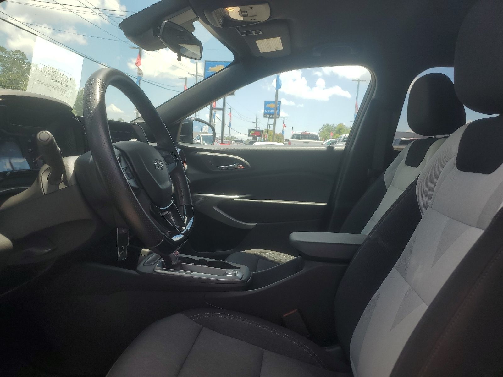 2025 Chevrolet Trax 1RS Black at Ross Downing Buick GMC