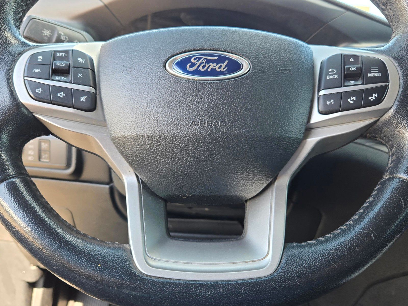 2022 Ford Explorer Limited - Photo 25