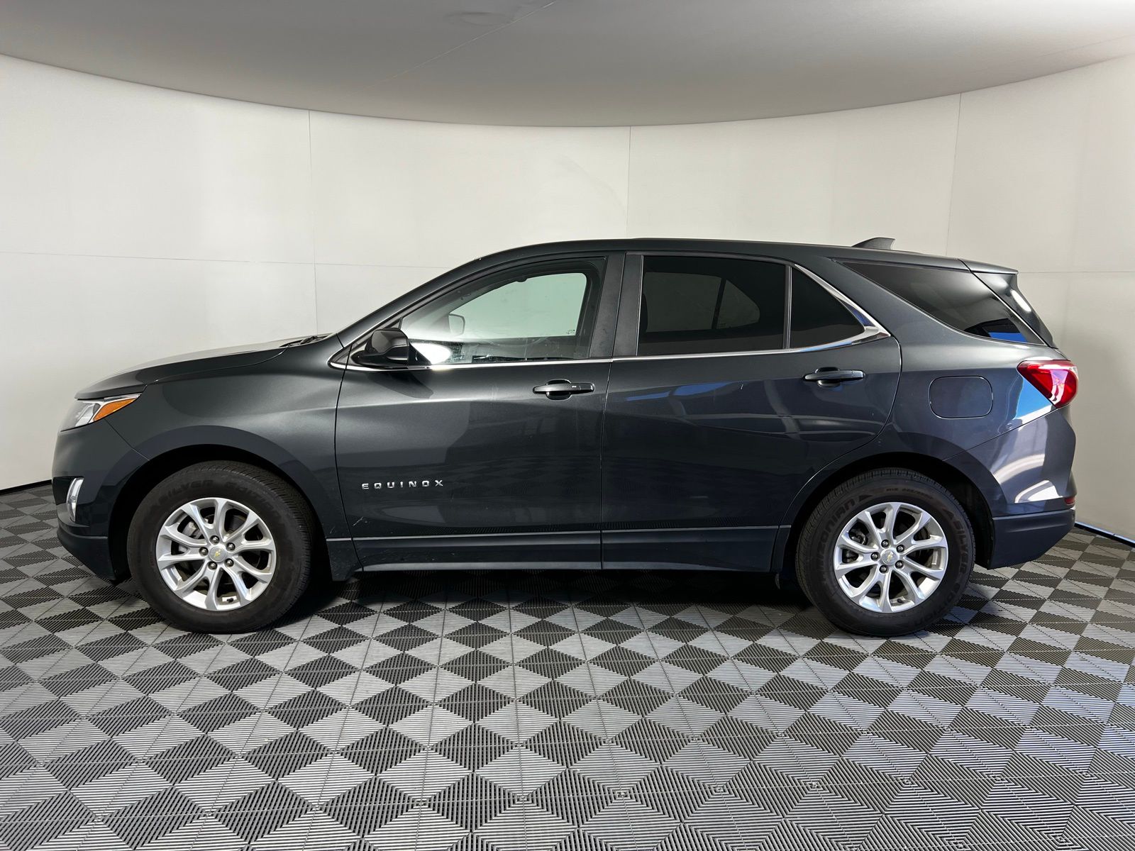 Thumbnail: 2021 Chevrolet Equinox - 8