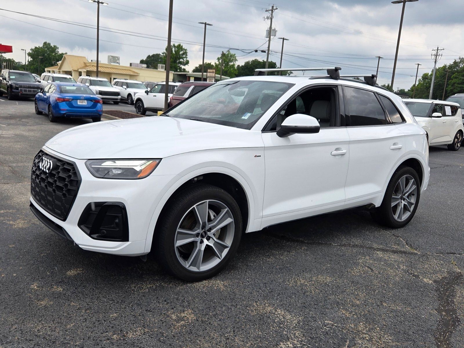 Used 2025 White Audi  image 3