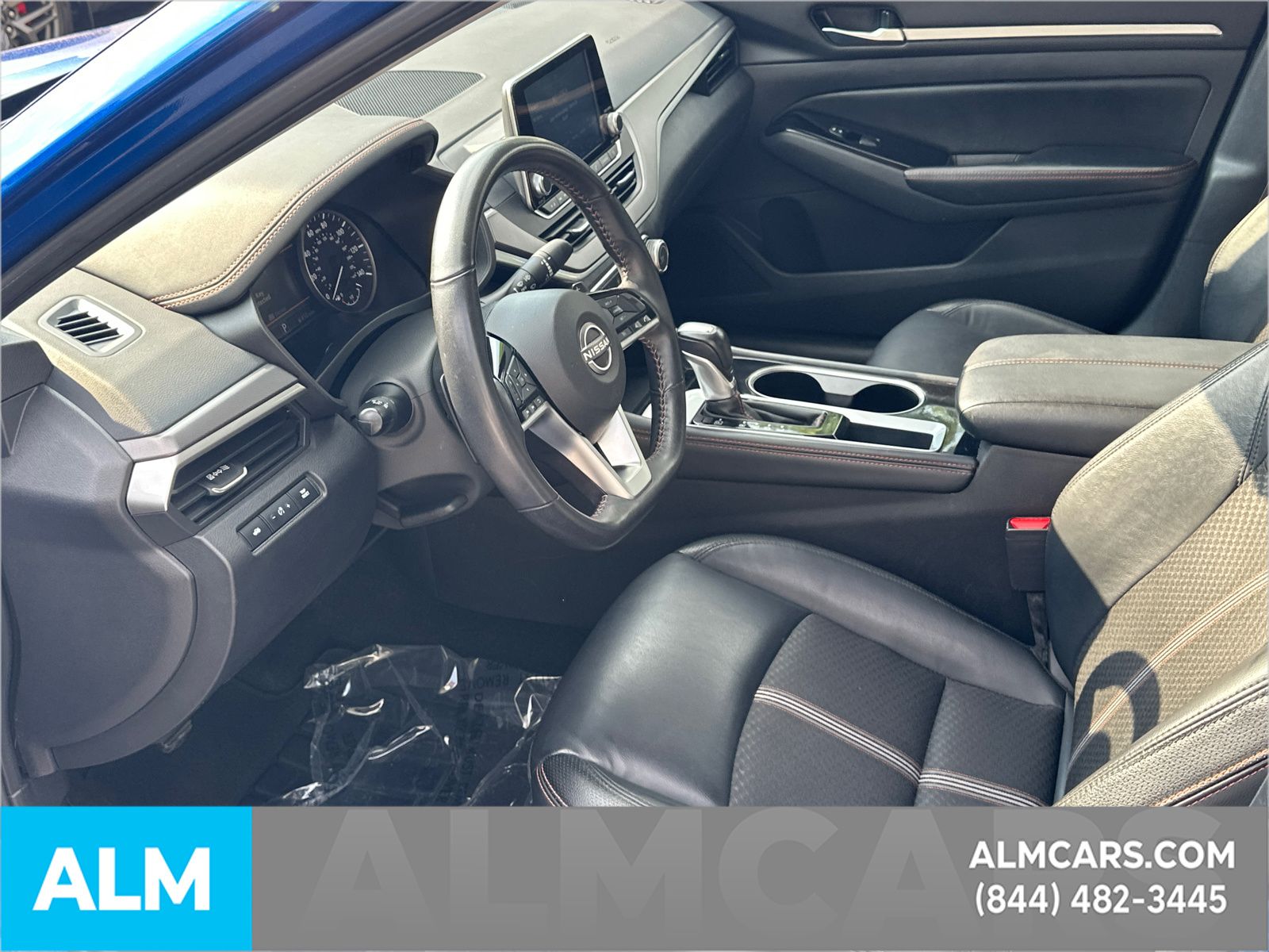 Used 2025 Blue Nissan 2.5 SR image 10